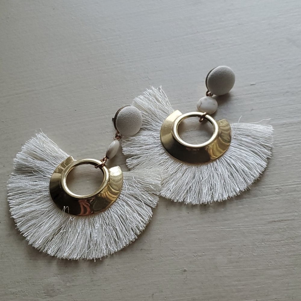 Earings